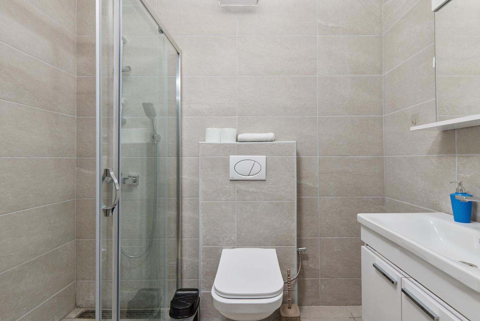 Adriatic Heights Aparthotel Kavac Exterior photo