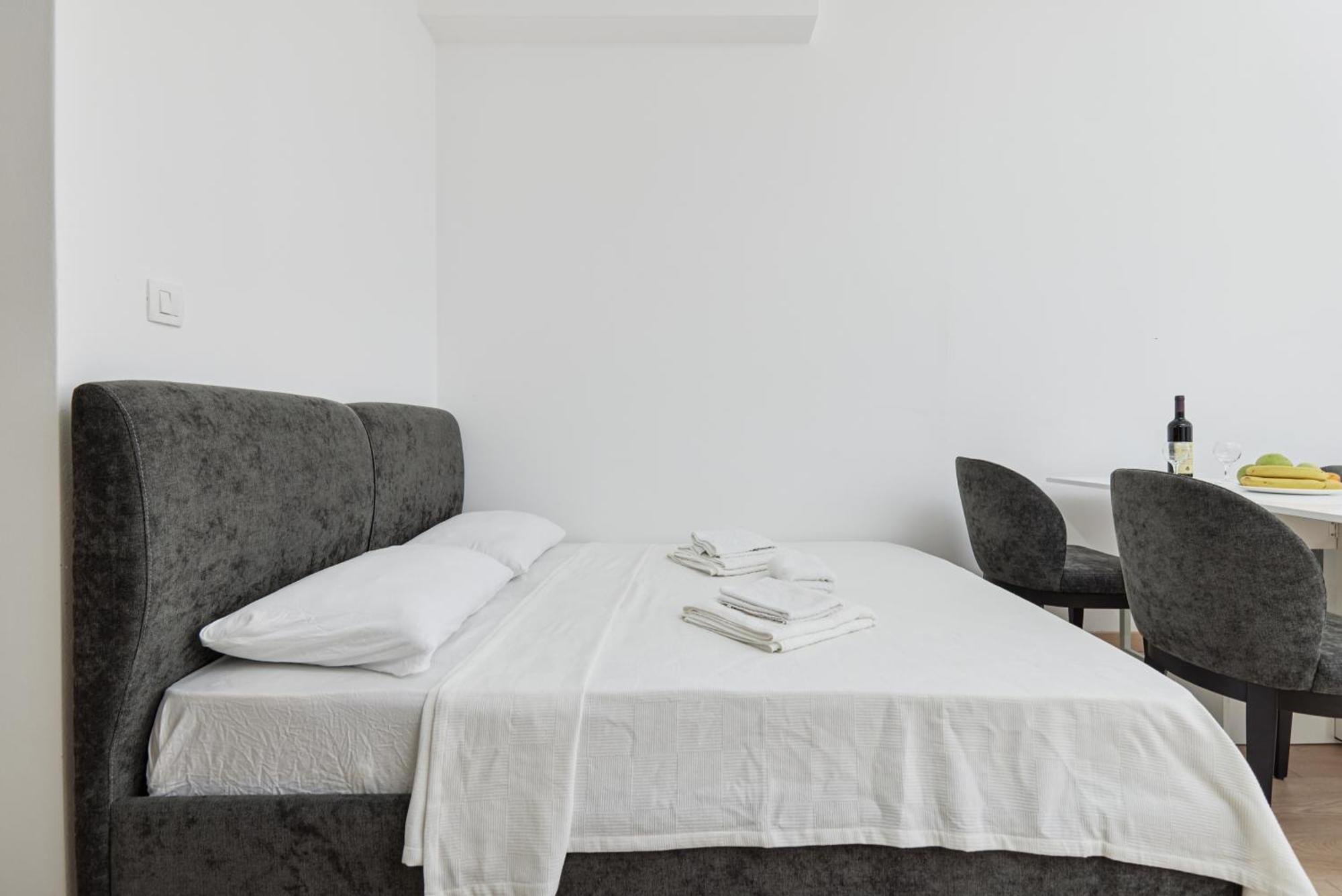 Adriatic Heights Aparthotel Kavac Exterior photo