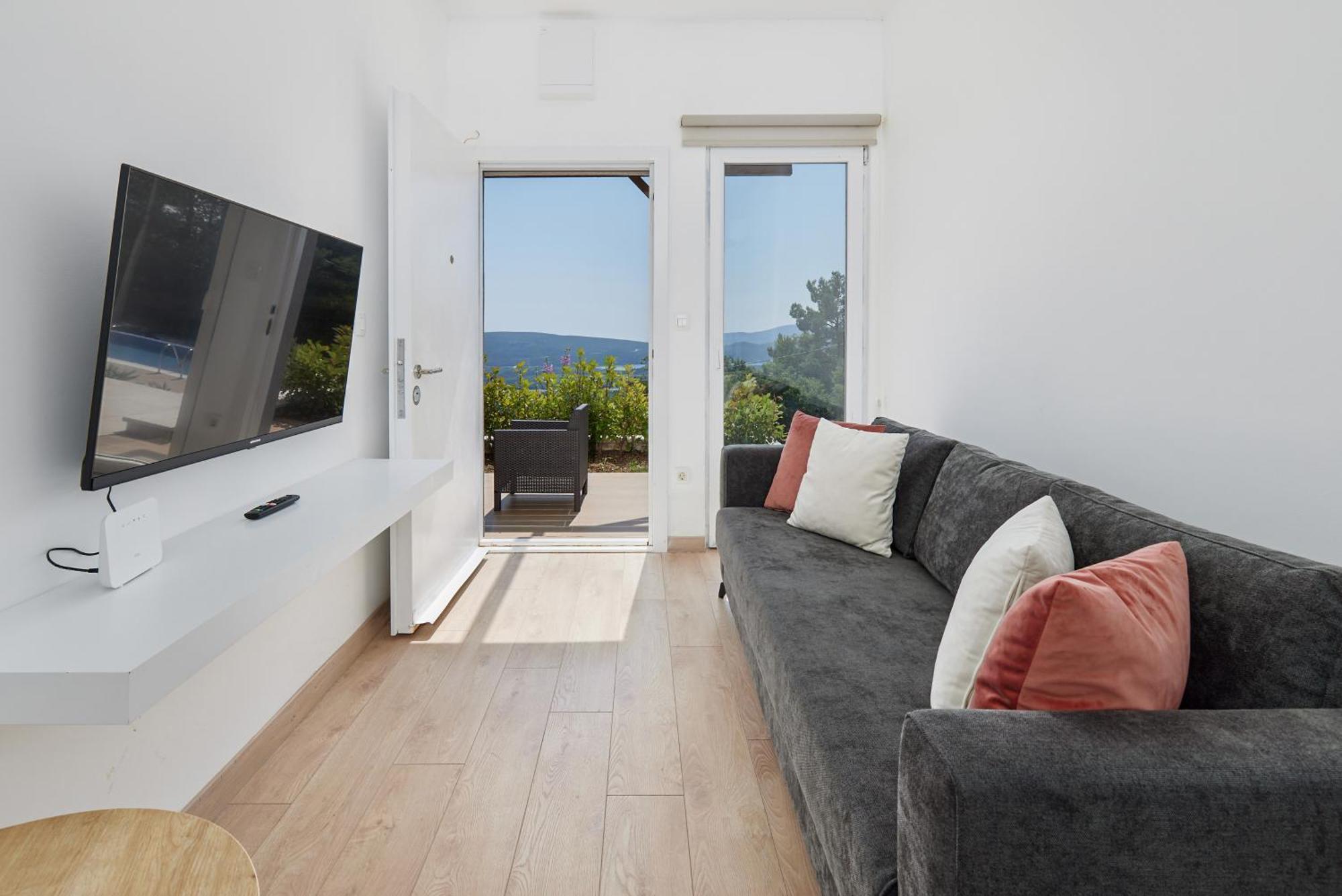 Adriatic Heights Aparthotel Kavac Exterior photo